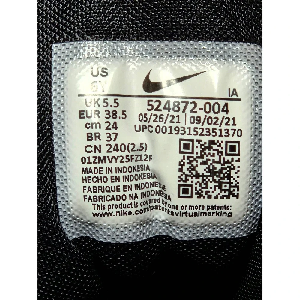 Nike Woodside ACG Kids Black Waterproof‎ Winter Boots Size 6Y